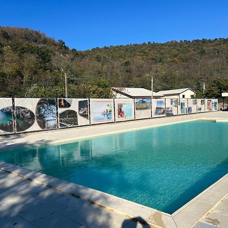 Vega Resort Restaurant & Lodge Orşova Eksteriør bilde