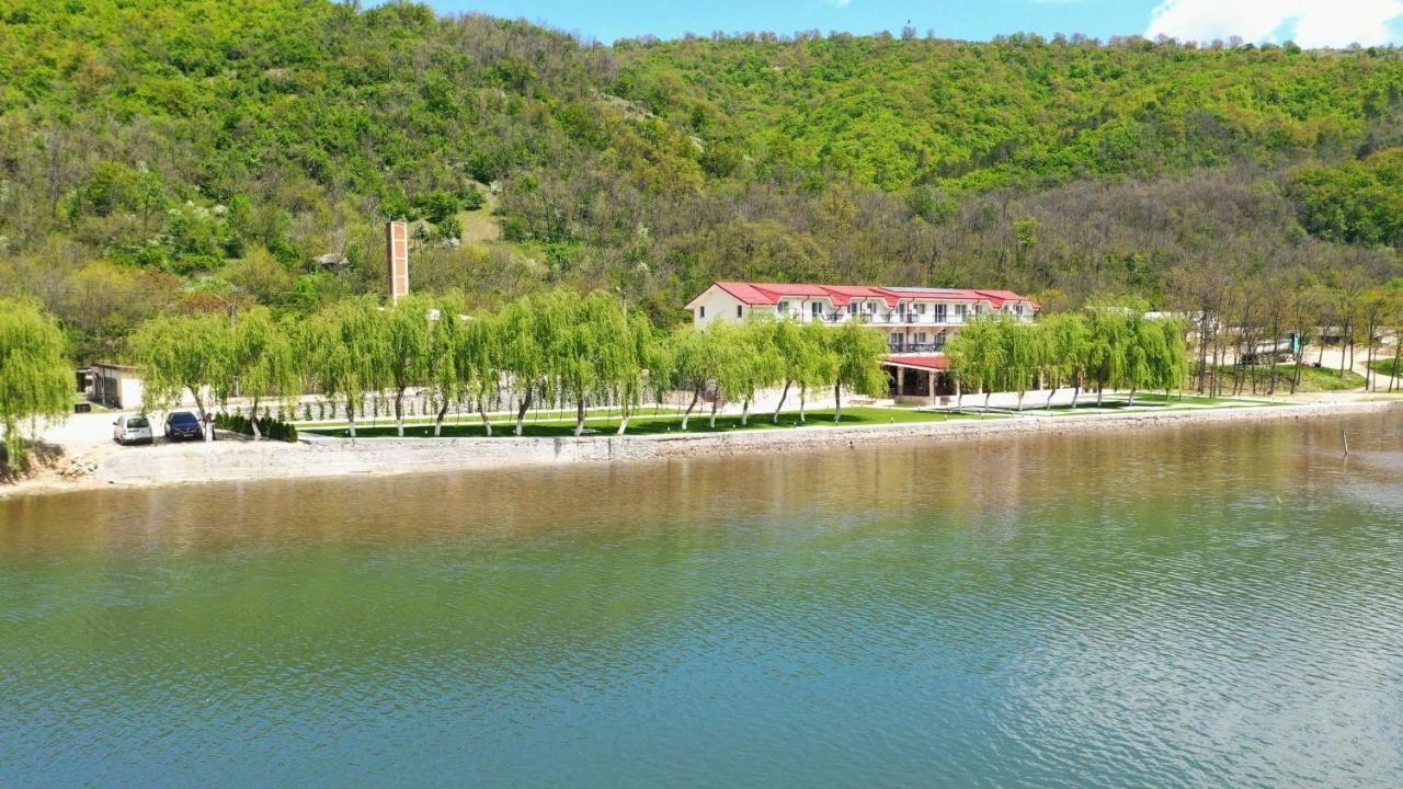 Vega Resort Restaurant & Lodge Orşova Eksteriør bilde