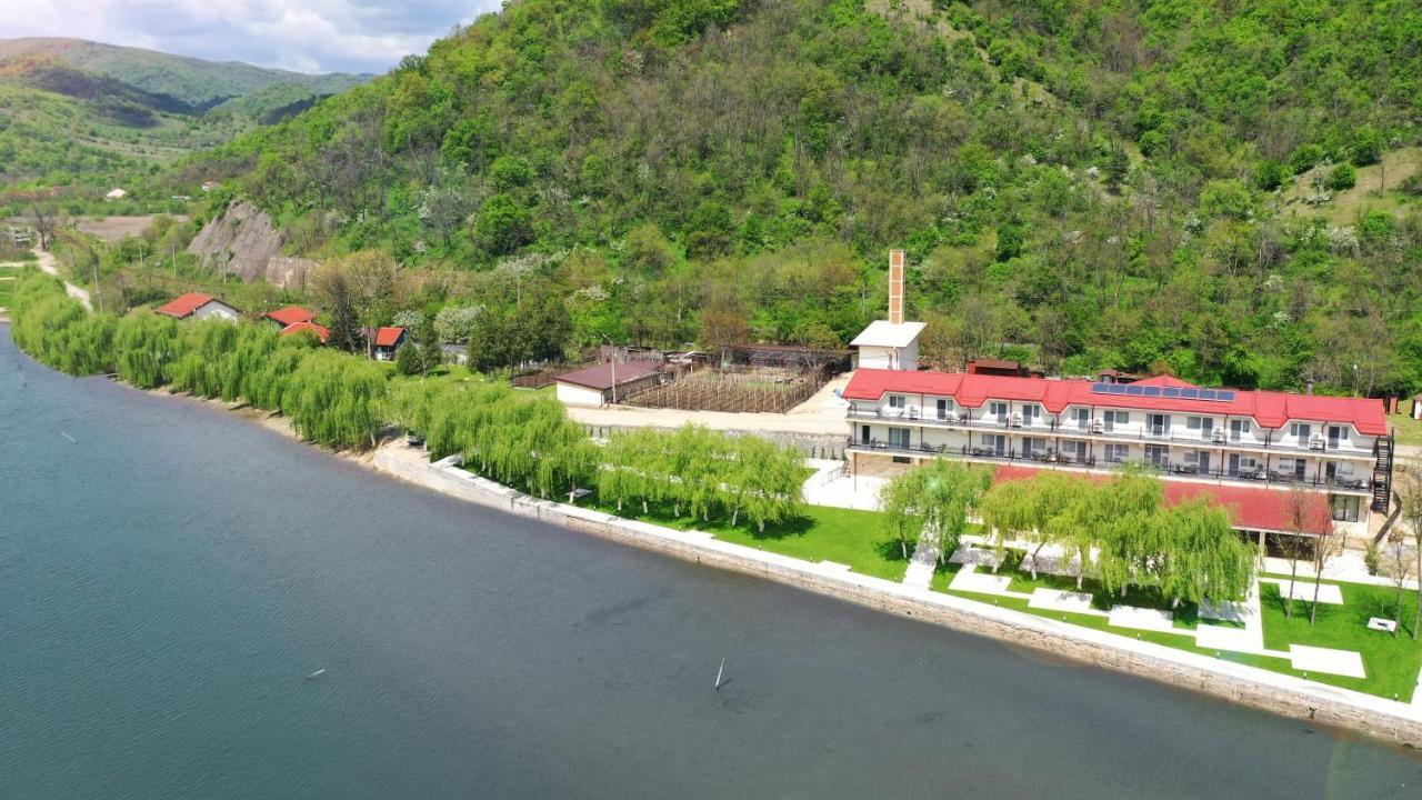 Vega Resort Restaurant & Lodge Orşova Eksteriør bilde