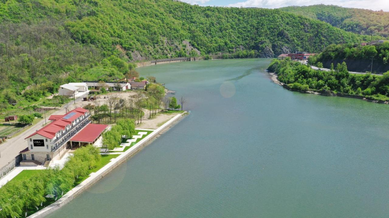 Vega Resort Restaurant & Lodge Orşova Eksteriør bilde