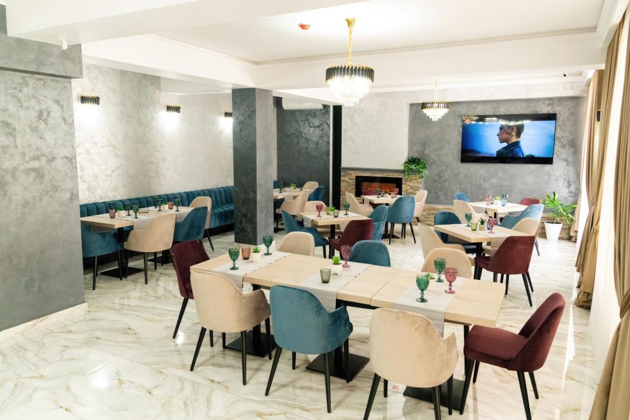 Vega Resort Restaurant & Lodge Orşova Eksteriør bilde