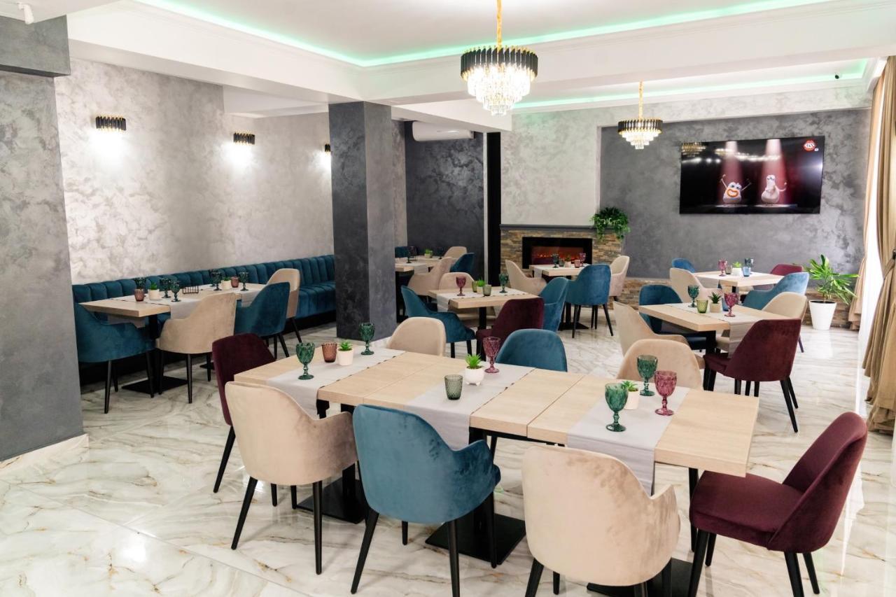 Vega Resort Restaurant & Lodge Orşova Eksteriør bilde