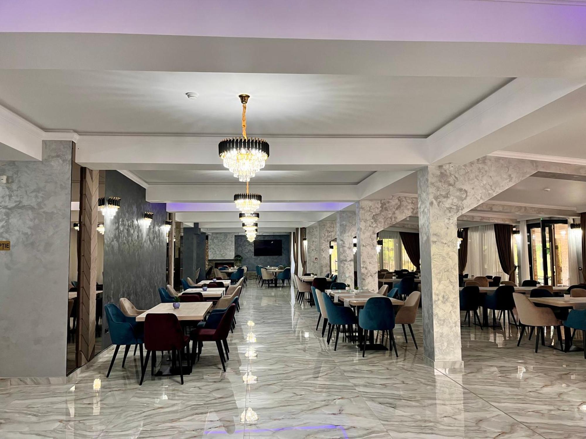 Vega Resort Restaurant & Lodge Orşova Eksteriør bilde
