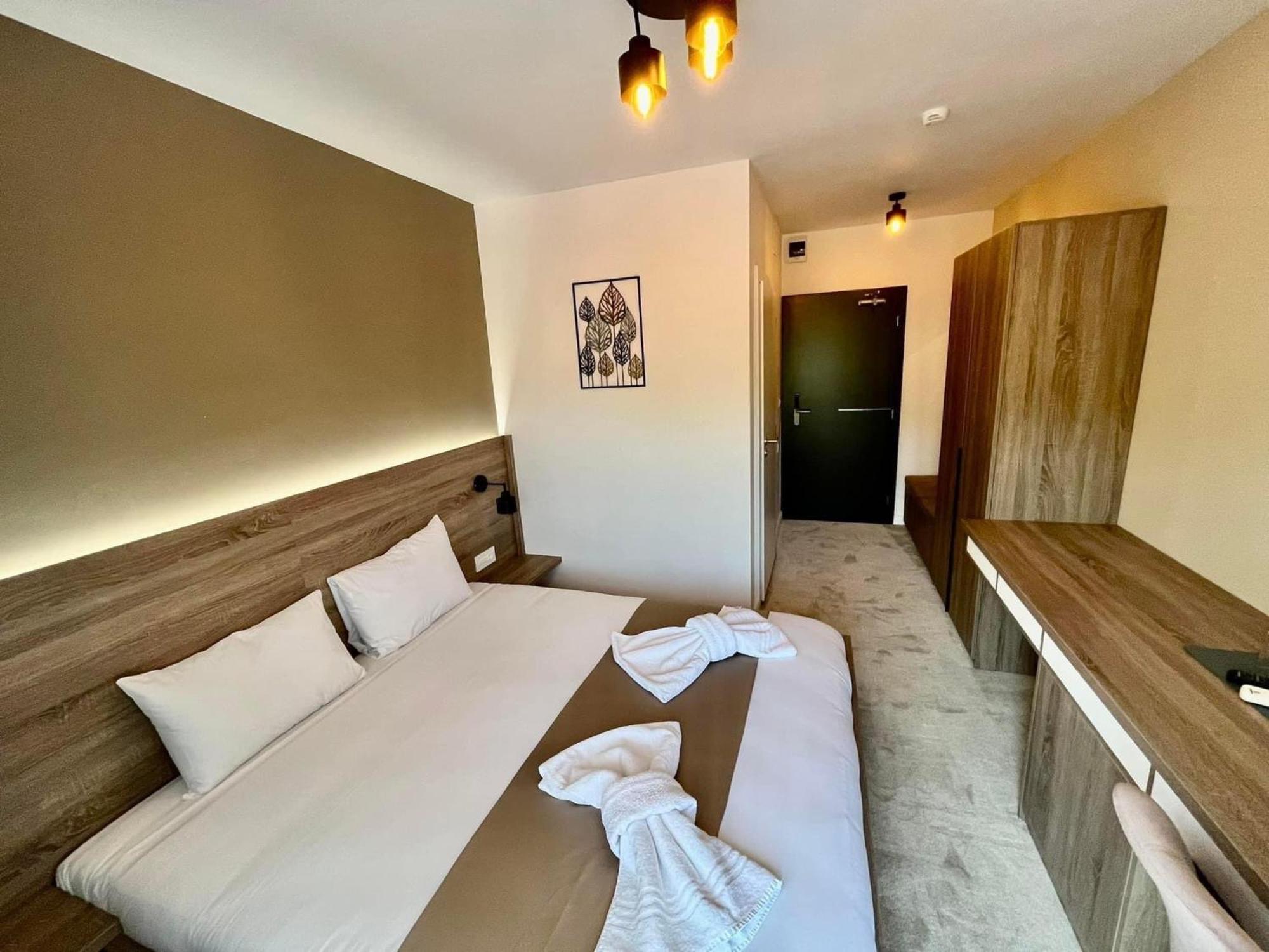 Vega Resort Restaurant & Lodge Orşova Eksteriør bilde