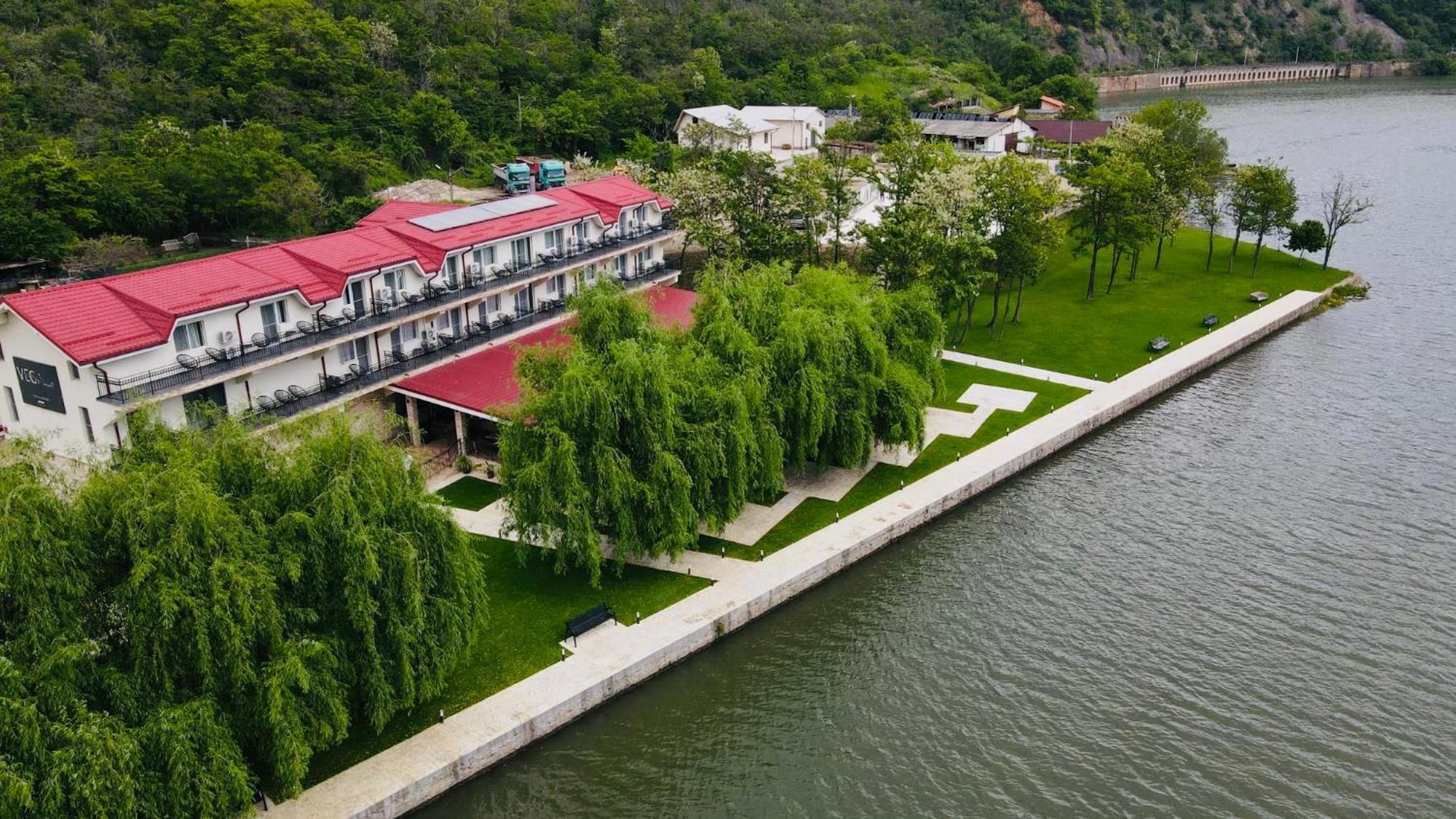 Vega Resort Restaurant & Lodge Orşova Eksteriør bilde